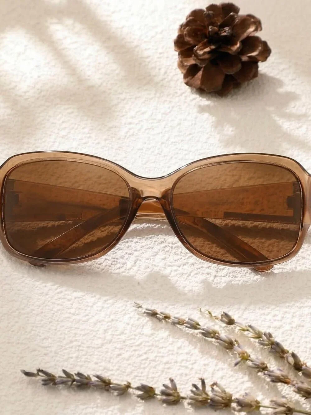 Trendy Women's Polarized Sunglasses - Lightweight Curved Design UV400 Protection